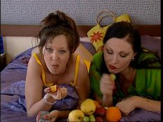 Страстная Наталья Бочкарева засветила зону бикини в сериале «Туристы» фото #11