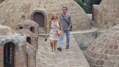 Виктория Романенко засветила трусики в сериале «У вас будет ребенок» фото #3