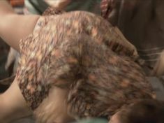 Юлия Куварзина слегка засветила попу в сериале «У каждого своя война» фото #3