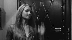 Полностью голая Юлия Пересильд в фильме «Уик-энд» фото #9