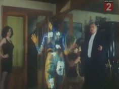 Юлия Вознесенская оголила грудь и попу в фильме «Цветы календулы» фото #16