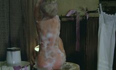 Голая попа Александры Яковлевой в фильме «Человек с Бульвара Капуцинов» фото #2