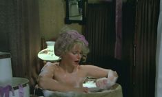 Голая попа Александры Яковлевой в фильме «Человек с Бульвара Капуцинов» фото #6