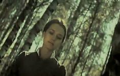 Полностью голая Ирина Алферова в фильме «Черная береза» фото #1