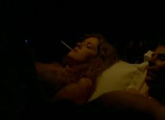 Голая грудь Веры Сотниковой в фильме «Черное море 213» фото #1