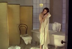 Голая грудь Татьяны Друбич в фильме «Чёрный монах» фото #2