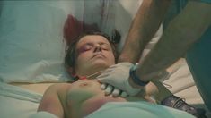 Голая грудь Сесиль Плеже в фильме «Шультес» фото #2