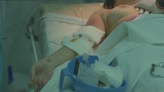 Голая грудь Сесиль Плеже в фильме «Шультес» фото #4