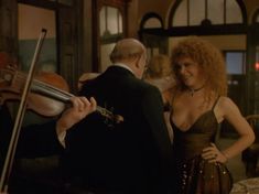 Голая грудь Татьяны Догилевой в фильме «Яма» фото #19