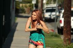 Красотка Эрика Джордан засветила грудь в Голливуде фото #3