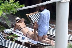 Сладкая попка Марии Шараповой в бикини на отдыхе в Италии фото #8