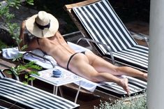 Сладкая попка Марии Шараповой в бикини на отдыхе в Италии фото #20