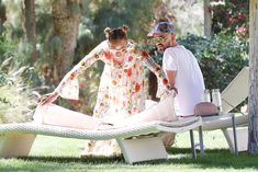 Красотка Мелани Браун топлесс в Калифорнии фото #18