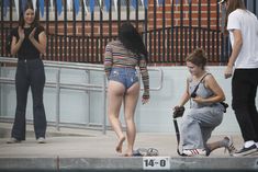 Ариэль Уинтер засветила упругую аппетитную попку на Гавайях фото #5