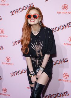 Сексуальная Белла Торн в прозрачном наряде в Ванкувере фото #4