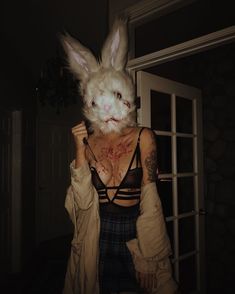 Голые сиськи Айрленд Болдуин в эротическом белье фото #1