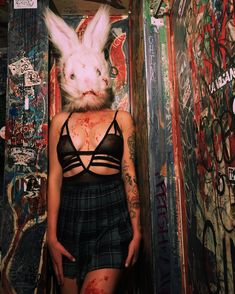 Голые сиськи Айрленд Болдуин в эротическом белье фото #2