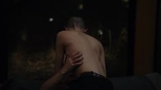 Голая грудь Азии Кейт Диллон в фильме «Миллиарды» фото #5