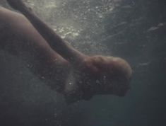 Александра Колкунова снялась голой в фильме «Похитители воды»