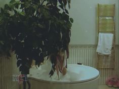 Голая попа Алены Яковлевой в сериале «Черная комната» фото #9