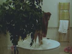 Голая попа Алены Яковлевой в сериале «Черная комната» фото #10