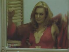 Голая попа Алены Яковлевой в сериале «Черная комната» фото #11