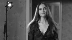 Алиса Вединяпина показала голую грудь в фильме «Турецкое седло» фото #1