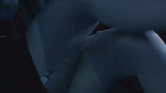 Голая попа Анастасии Аравиной в фильме «Нанкинский пейзаж» фото #7