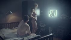 Полностью голая Анастасия Калашникова в фильме «Прорубь» фото #2