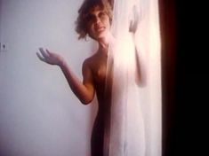 Анна Тихонова снялась голой в фильме «Полет ночной бабочки» фото #6