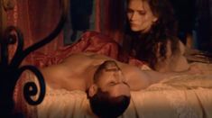 Голая грудь Анны Халилулиной в сериале «Грозное время» фото #6