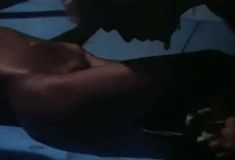 Полностью голая Бетти Верже в фильме «Греческая смоковница» фото #3