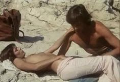 Полностью голая Бетти Верже в фильме «Греческая смоковница» фото #74