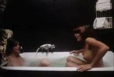 Полностью голая Бетти Верже в фильме «Греческая смоковница» фото #84