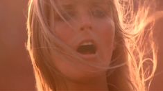 Полностью голая Бо Дерек в фильме «Болеро» фото #22