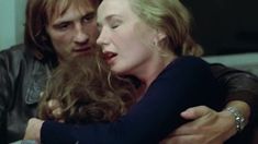 Голая грудь Брижит Фоссе в фильме «Вальсирующие» фото #12