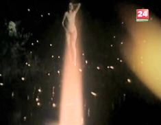 Полностью голая Валерия Лиходей в фильме «Свеча» фото #1