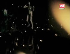 Полностью голая Валерия Лиходей в фильме «Свеча» фото #4