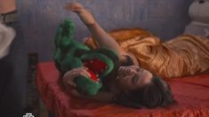 Валерия Сухачева засветила грудь в сериале «Предатель» фото #14