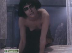 Вера Сотникова снялась голой в фильме «Байрон» фото #10