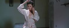 Вероника Пляшкевич засветила грудь в фильме «Вцвет» фото #1