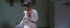 Вероника Пляшкевич засветила грудь в фильме «Вцвет» фото #2