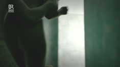 Голая грудь Виктории Варлей в фильме «Истальгия» фото #19