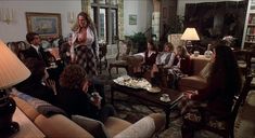 Голые сиськи Вирджинии Мэдсен в фильме «Класс» фото #2