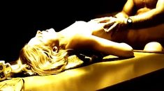 Полностью голая Грю Баю в фильме «Всё об Анне» фото #8