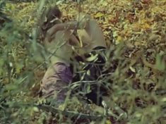 Голая грудь Дареджан Харшиладзе в фильме «День длиннее ночи» фото #6