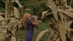 Голая грудь Дарси Фауэрс в фильме «Посланники 2» фото #2