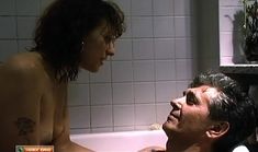 Абсолютно голая Дарья Волга в фильме «Лиса Алиса» фото #3