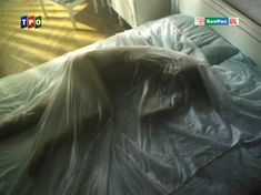 Голая попа Дарьи Михайловой в фильме «Эскиз на мониторе» фото #3