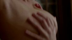 Дарья Мороз оголила грудь и попу в сериале «Крапленый» фото #6